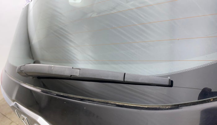 2022 KIA SELTOS HTX IVT 1.5 PETROL, Petrol, Automatic, 1,04,348 km, Rear Wiper