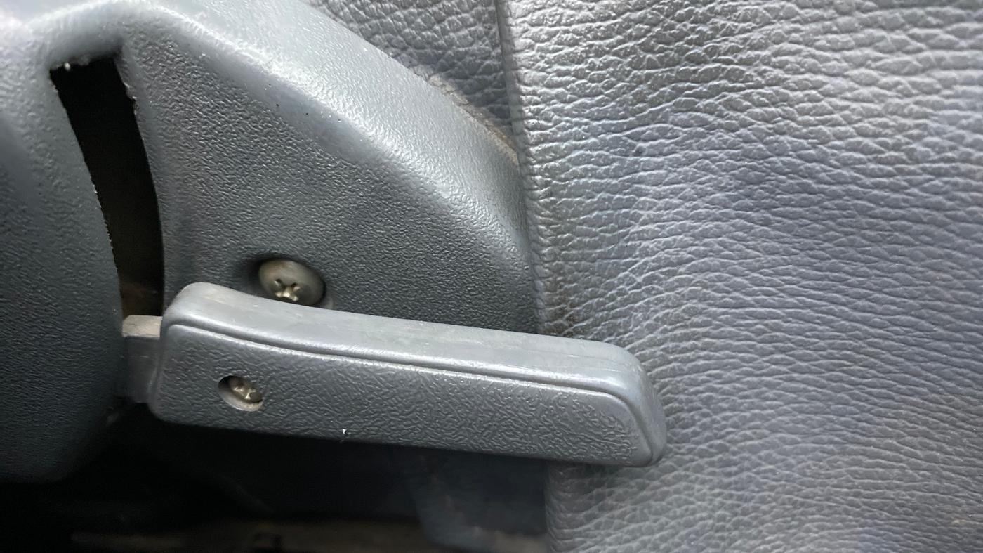 2015 Maruti Alto 800 LXI, Petrol, Manual, 70,689 km, Driver Side Adjustment Panel