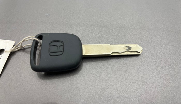 2014 Honda Brio S MT, Petrol, Manual, 29,286 km, Key Close Up