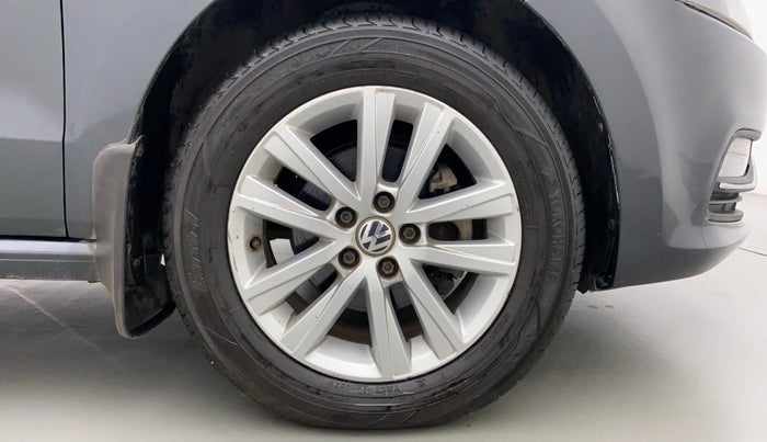 2014 Volkswagen Polo GT TSI 1.2 PETROL AT, Petrol, Automatic, 51,012 km, Right Front Wheel