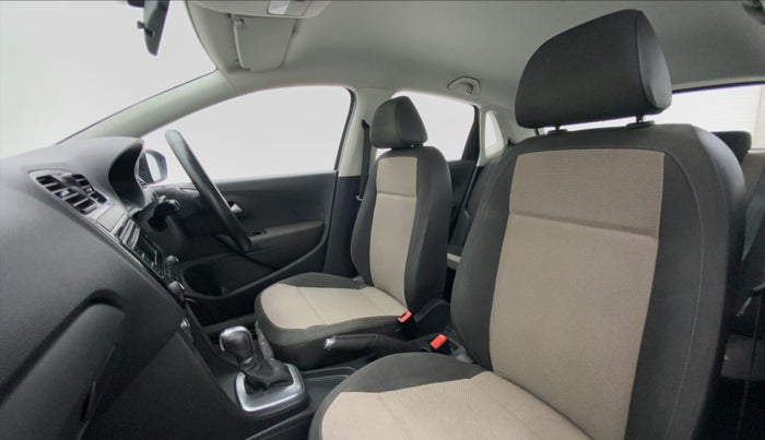 2014 Volkswagen Polo GT TSI 1.2 PETROL AT, Petrol, Automatic, 51,012 km, Right Side Front Door Cabin