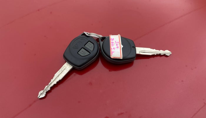 2023 Maruti BREZZA VXI AT SMART HYBRID, Petrol, Automatic, 5,425 km, Key Close Up