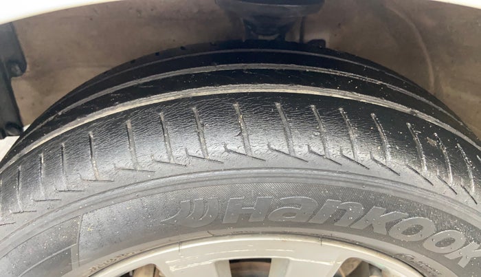 2013 Maruti Wagon R Stingray VXI, Petrol, Manual, 21,288 km, Left Front Tyre Tread