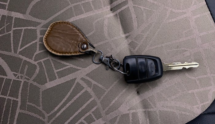 2018 Hyundai Grand i10 SPORTZ 1.2 KAPPA VTVT, Petrol, Manual, 81,960 km, Key Close Up