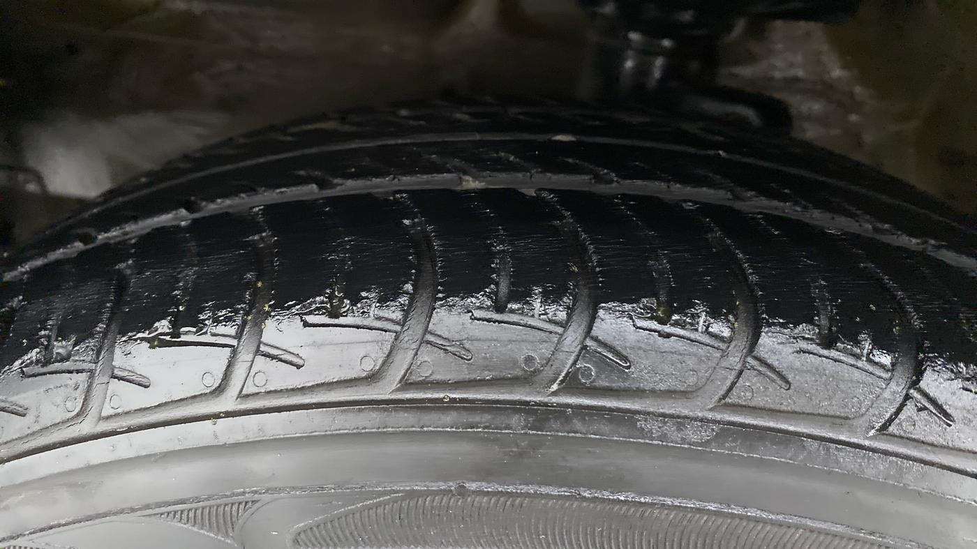 2018 Maruti Celerio X ZXI (O) AMT, Petrol, Automatic, 49,192 km, Left Front Tyre Tread