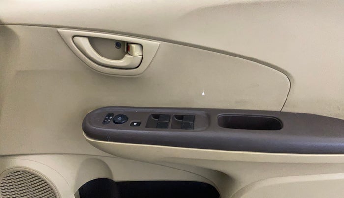 2013 Honda Brio S MT, Petrol, Manual, 67,526 km, Driver Side Door Panels Control