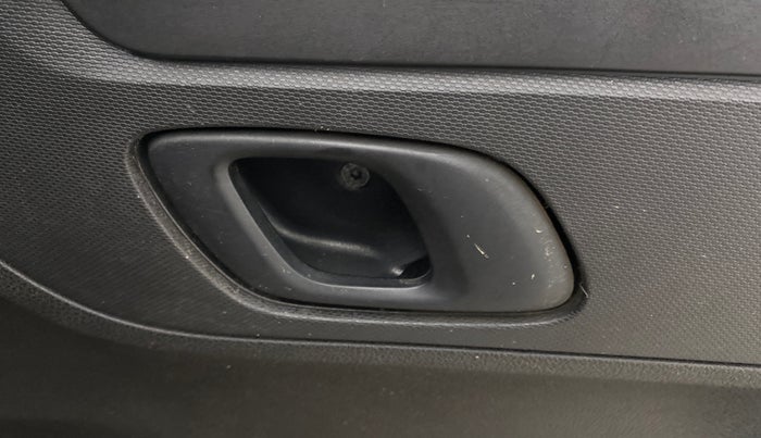 2023 Renault Kwid CLIMBER Urban Night Limited Edition AMT, Petrol, Automatic, 45,132 km, Driver Side Door Panels Control