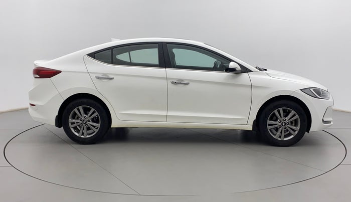 2019 Hyundai New Elantra 2.0 SX MT PETROL, Petrol, Manual, 60,472 km, Right Side View