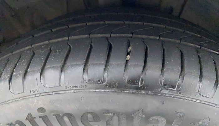2019 Hyundai New Elantra 2.0 SX MT PETROL, Petrol, Manual, 60,472 km, Right Front Tyre Tread