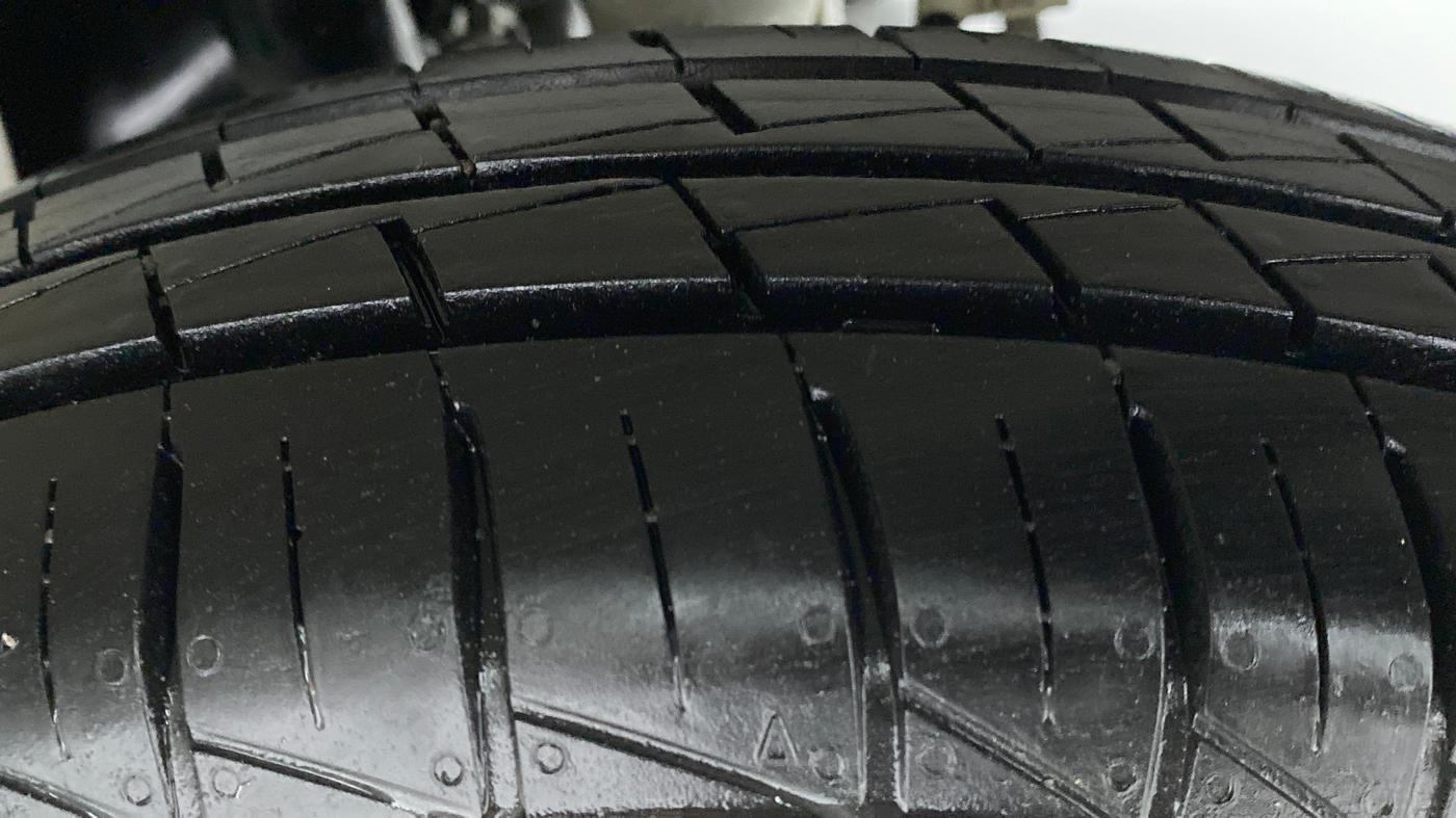 2021 Maruti Alto VXI, Petrol, Manual, 1,498 km, Left Rear Tyre Tread
