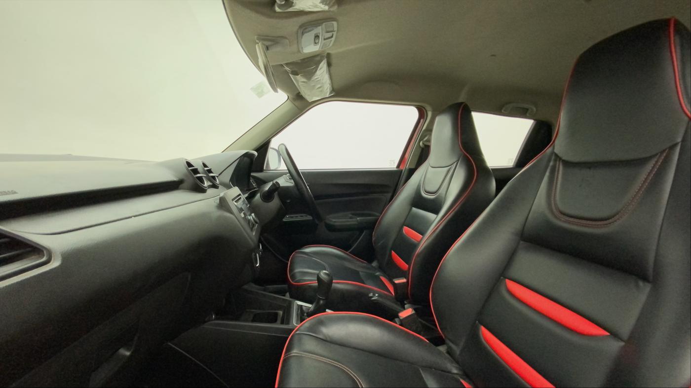 2021 Maruti Swift LXI, Petrol, Manual, 29,711 km, Right Side Front Door Cabin