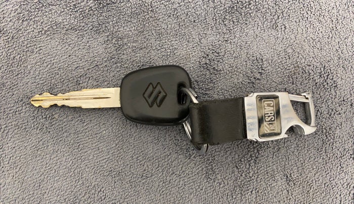 2021 Maruti Swift LXI, Petrol, Manual, 29,711 km, Key Close Up