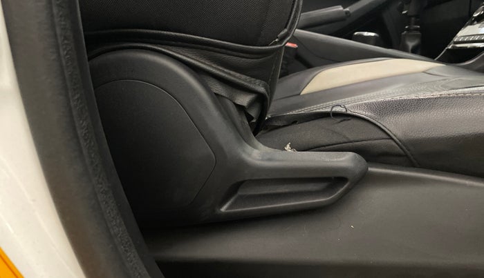 2023 Tata NEXON SMART+ 1.2 PETROL, Petrol, Manual, 46,667 km, Driver Side Adjustment Panel