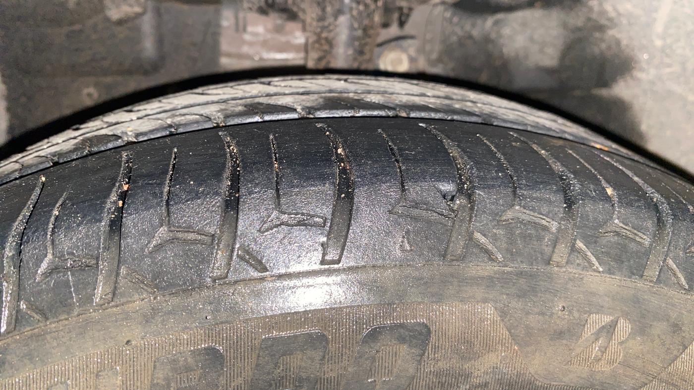 2021 Ford FREESTYLE TITANIUM PLUS 1.5 DIESEL, Diesel, Manual, 1,00,671 km, Left Front Tyre Tread