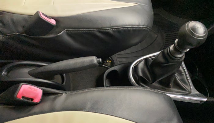 2011 Toyota Etios VD, Diesel, Manual, 69,479 km, Gear Lever