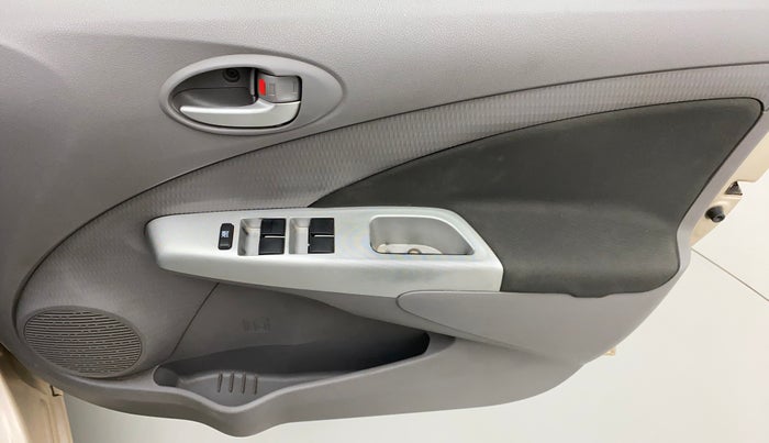 2011 Toyota Etios VD, Diesel, Manual, 69,479 km, Driver Side Door Panels Control
