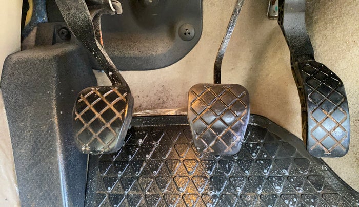 2018 Volkswagen Ameo HIGHLINE PLUS 1.0L 16 ALLOY, Petrol, Manual, 34,206 km, Pedals