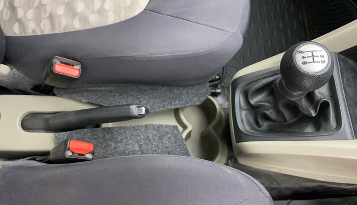 2017 Maruti Celerio ZXI, CNG, Manual, 66,546 km, Gear Lever