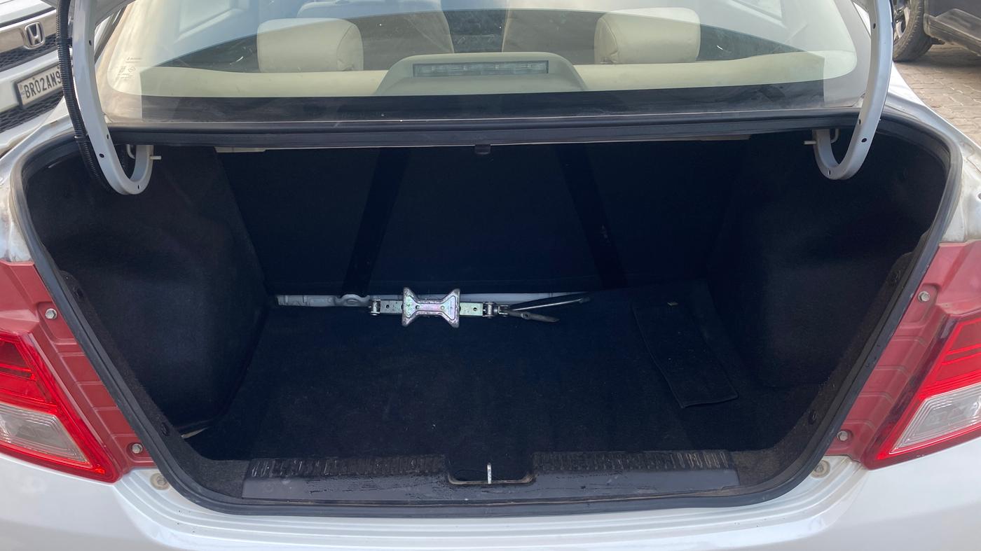 2021 Maruti Dzire VXI, Petrol, Manual, 40,980 km, Boot Inside