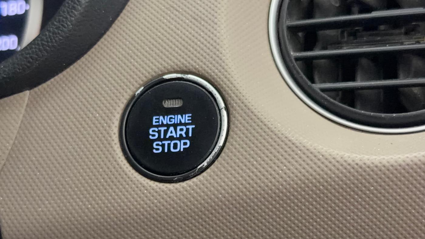 2014 Hyundai Grand i10 ASTA AT 1.2 KAPPA VTVT, CNG, Automatic, 44,971 km, Keyless Start/ Stop Button