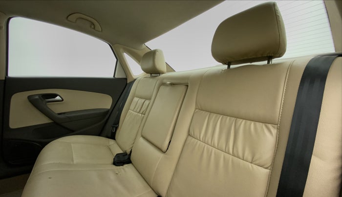 2013 Volkswagen Vento COMFORTLINE MT PETROL, Petrol, Manual, 53,102 km, Right Side Rear Door Cabin