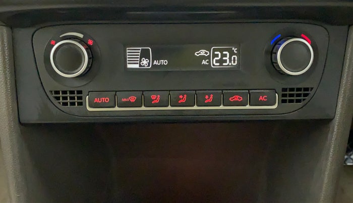 2013 Volkswagen Vento COMFORTLINE MT PETROL, Petrol, Manual, 53,102 km, Automatic Climate Control