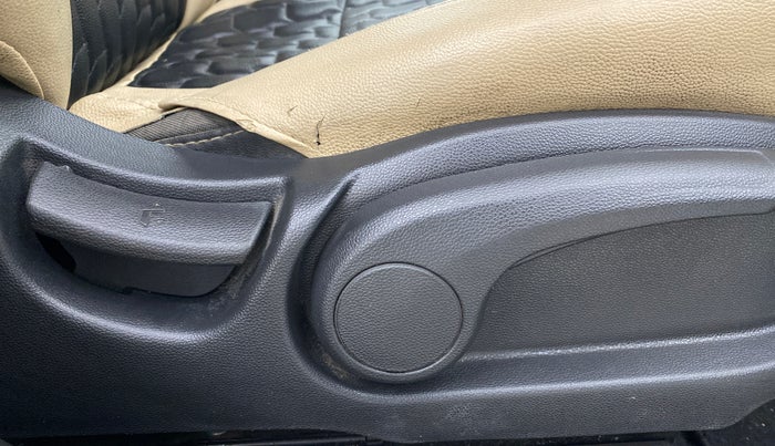 2018 Hyundai Elite i20 ASTA 1.2  CVT, Petrol, Automatic, 45,134 km, Driver Side Adjustment Panel