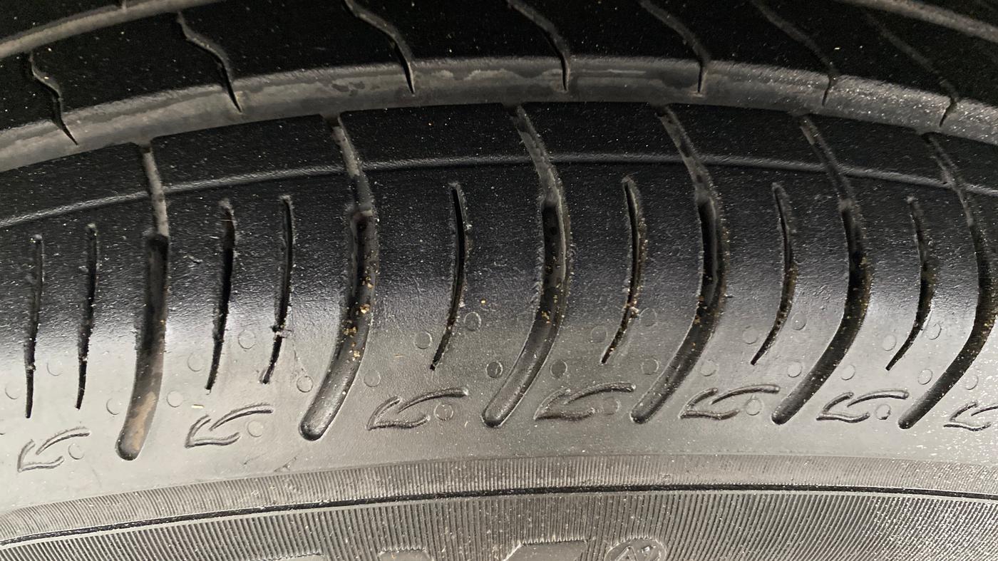 2018 Hyundai Elite i20 ASTA 1.2  CVT, Petrol, Automatic, 45,134 km, Left Front Tyre Tread