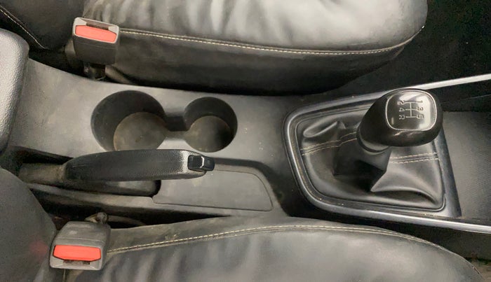 2023 Hyundai NEW I20 SPORTZ 1.2 MT, Petrol, Manual, 96,837 km, Gear Lever