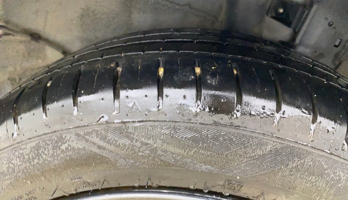 2023 Hyundai NEW I20 SPORTZ 1.2 MT, Petrol, Manual, 96,837 km, Left Rear Tyre Tread