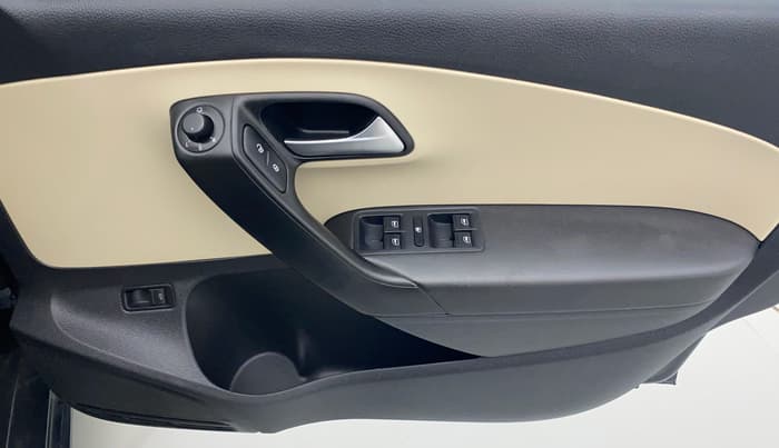 2019 Volkswagen Vento 1.2 TSI HIGHLINE PLUS AT, Petrol, Automatic, 38,090 km, Driver Side Door Panels Control