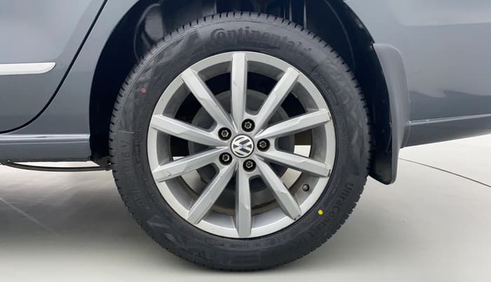 2019 Volkswagen Vento 1.2 TSI HIGHLINE PLUS AT, Petrol, Automatic, 38,090 km, Left Rear Wheel