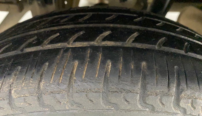 2016 Maruti Alto K10 VXI, Petrol, Manual, 76,751 km, Right Rear Tyre Tread
