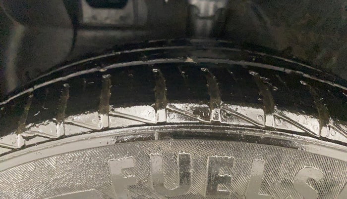 2021 Hyundai GRAND I10 NIOS SPORTZ 1.2 KAPPA VTVT, Petrol, Manual, 39,345 km, Left Front Tyre Tread