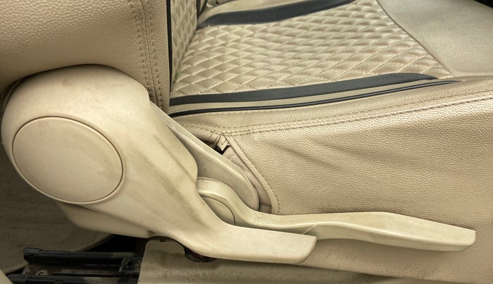 2019 Maruti Dzire VXI, CNG, Manual, 19,140 km, Driver Side Adjustment Panel