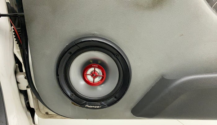 2017 Maruti Alto 800 LXI, Petrol, Manual, 47,801 km, Infotainment system - Speaker cover missing