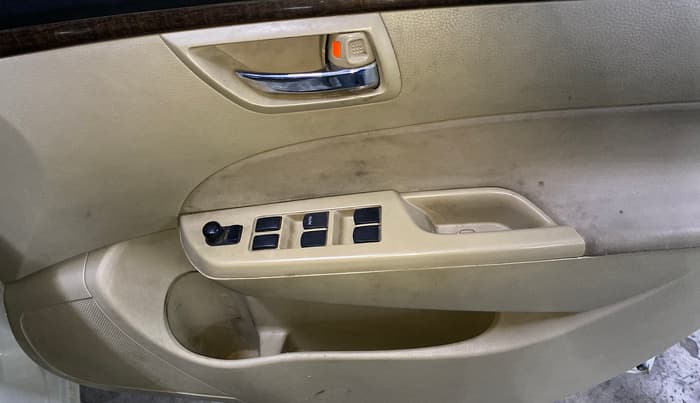 2016 Maruti Swift Dzire VXI, CNG, Manual, 96,129 km, Driver Side Door Panels Control