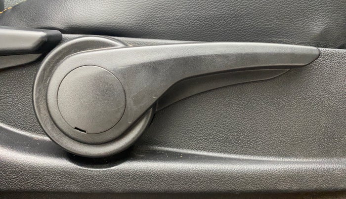 2018 Tata Tiago XZA PETROL, Petrol, Automatic, 90,612 km, Driver Side Adjustment Panel