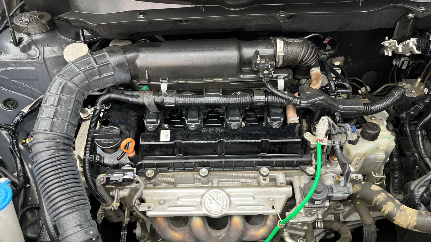 2023 Maruti Swift ZXI PLUS AMT, Petrol, Automatic, 14,108 km, Engine View