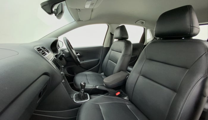 2019 Volkswagen Polo HIGH LINE PLUS 1.0, Petrol, Manual, 21,142 km, Right Side Front Door Cabin