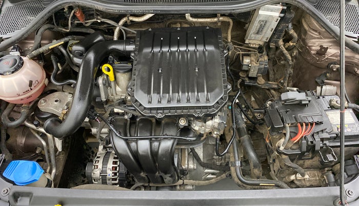 2019 Volkswagen Polo HIGH LINE PLUS 1.0, Petrol, Manual, 21,142 km, Open Bonet