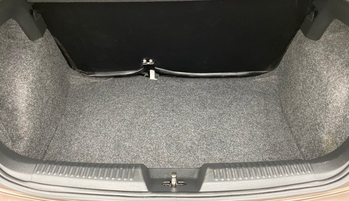 2019 Volkswagen Polo HIGH LINE PLUS 1.0, Petrol, Manual, 21,142 km, Boot Inside