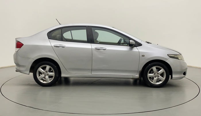 2010 Honda City 1.5L I-VTEC V MT, Petrol, Manual, 1,15,515 km, Right Side View