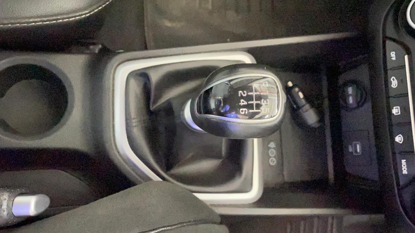 2018 Hyundai Creta SX (O) 1.6 PETROL, Petrol, Manual, 31,095 km, Gear Lever