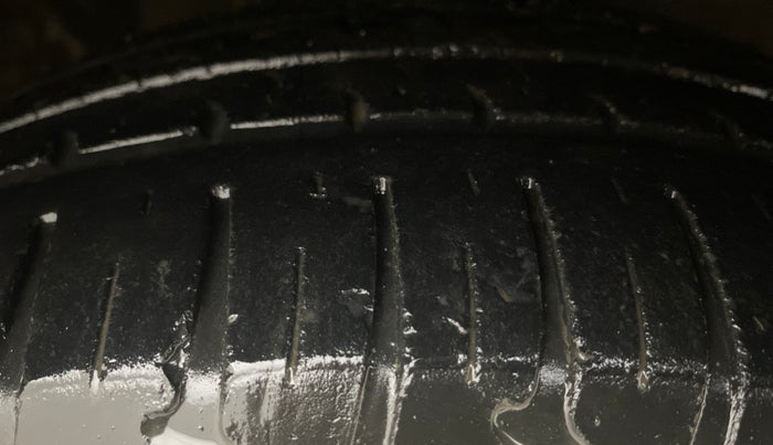 2019 Hyundai Grand i10 SPORTZ AT 1.2 KAPPA VTVT, Petrol, Automatic, 41,662 km, Right Front Tyre Tread