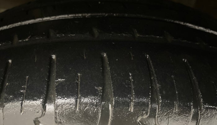 2019 Hyundai Grand i10 SPORTZ AT 1.2 KAPPA VTVT, Petrol, Automatic, 41,662 km, Left Front Tyre Tread