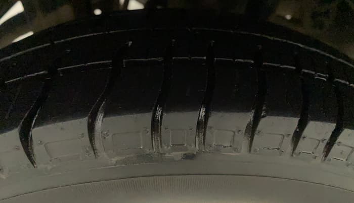 2012 Maruti Alto 800 LXI, Petrol, Manual, 24,008 km, Right Rear Tyre Tread