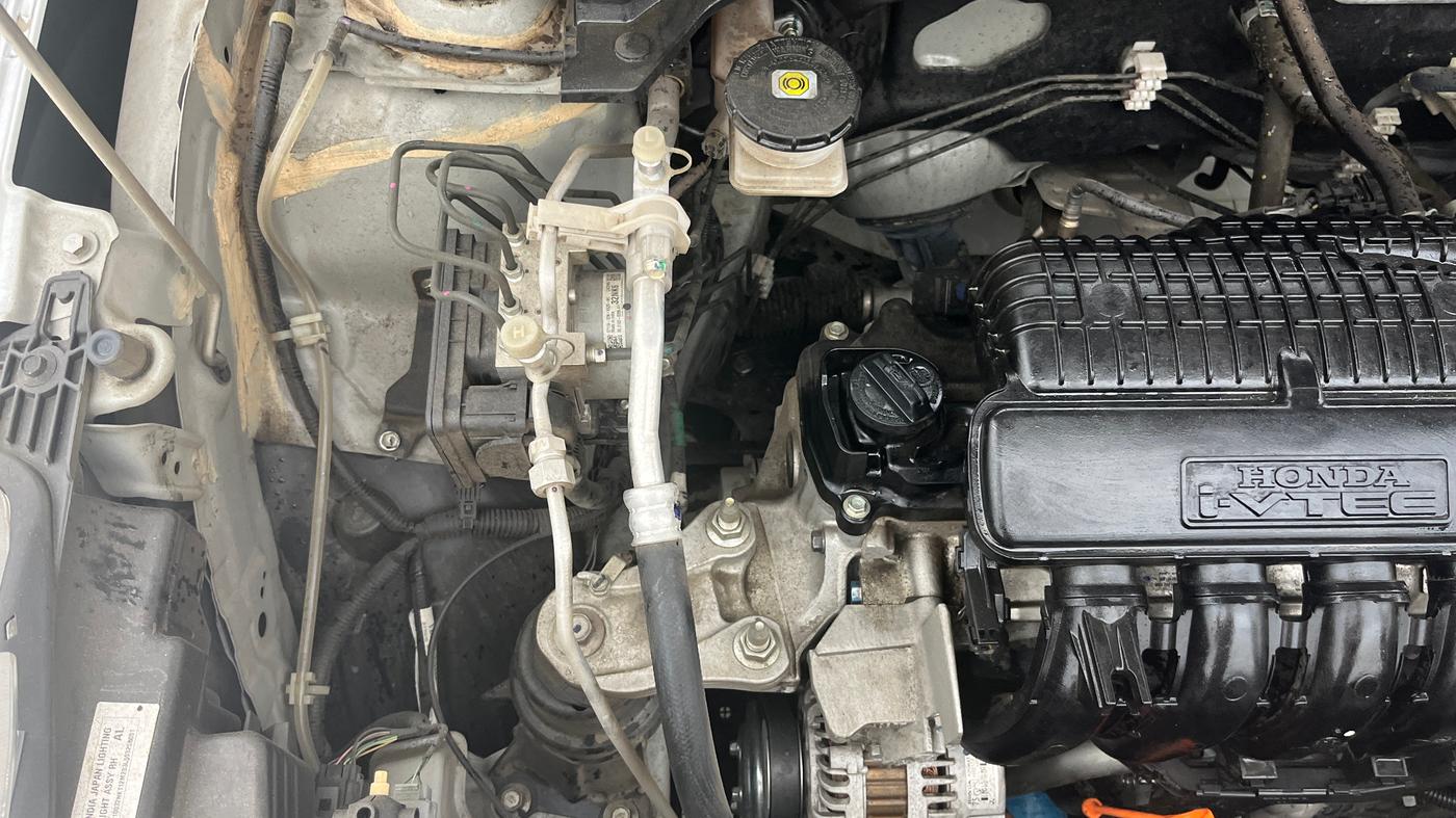 2025 Honda Amaze ZX 1.2 Petrol CVT, Petrol, Automatic, 4,295 km, Engine View - Right