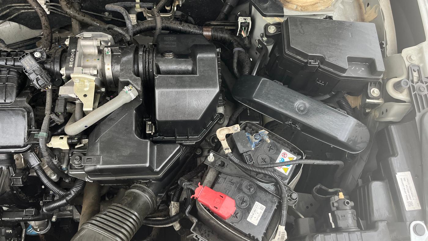 2025 Honda Amaze ZX 1.2 Petrol CVT, Petrol, Automatic, 4,295 km, Engine View - Left