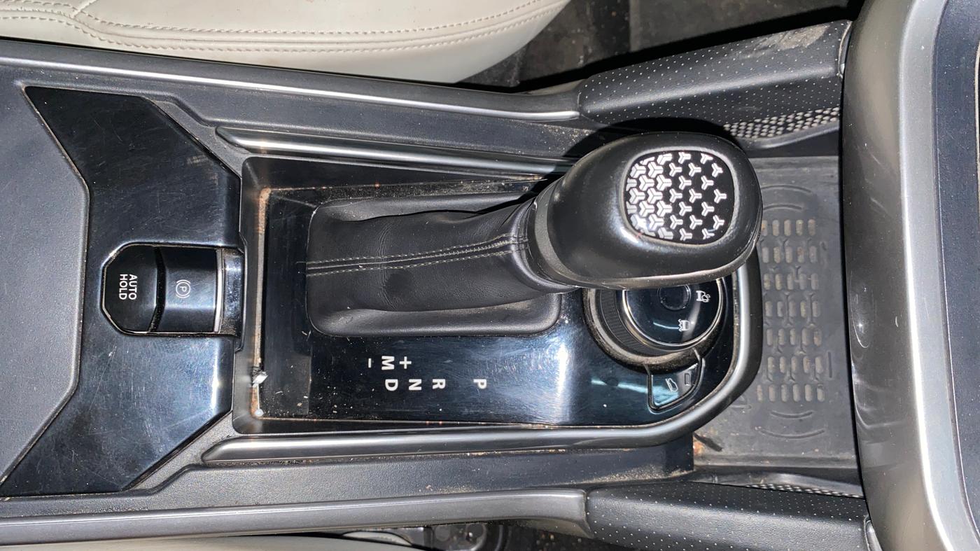 2022 Tata Safari XZA PLUS, Diesel, Automatic, 81,211 km, Gear Lever